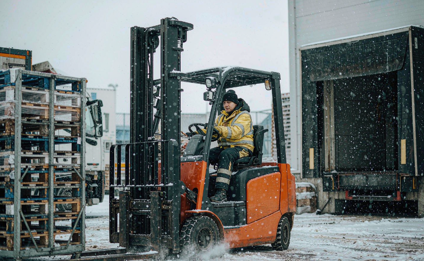 Forklift winter maintenance Forklift winter maintenance